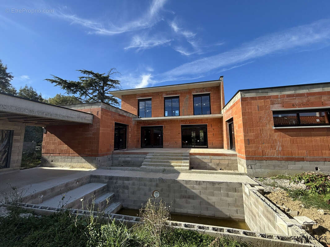 Maison à PORTET-SUR-GARONNE