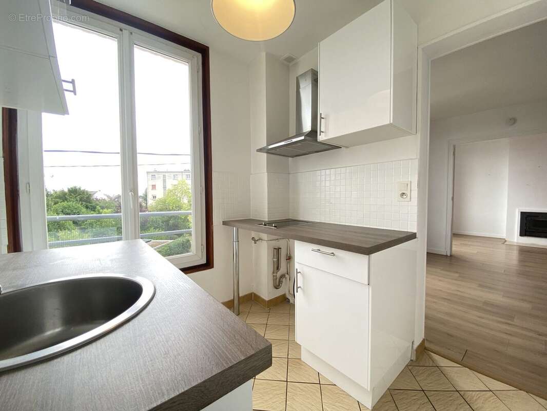 Appartement à SAVIGNY-SUR-ORGE