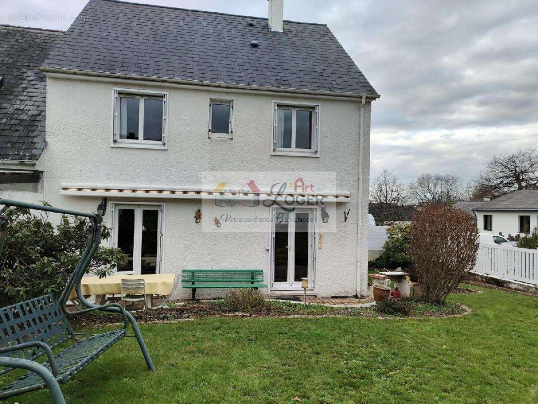 Maison à LA CHAPELLE-SUR-ERDRE