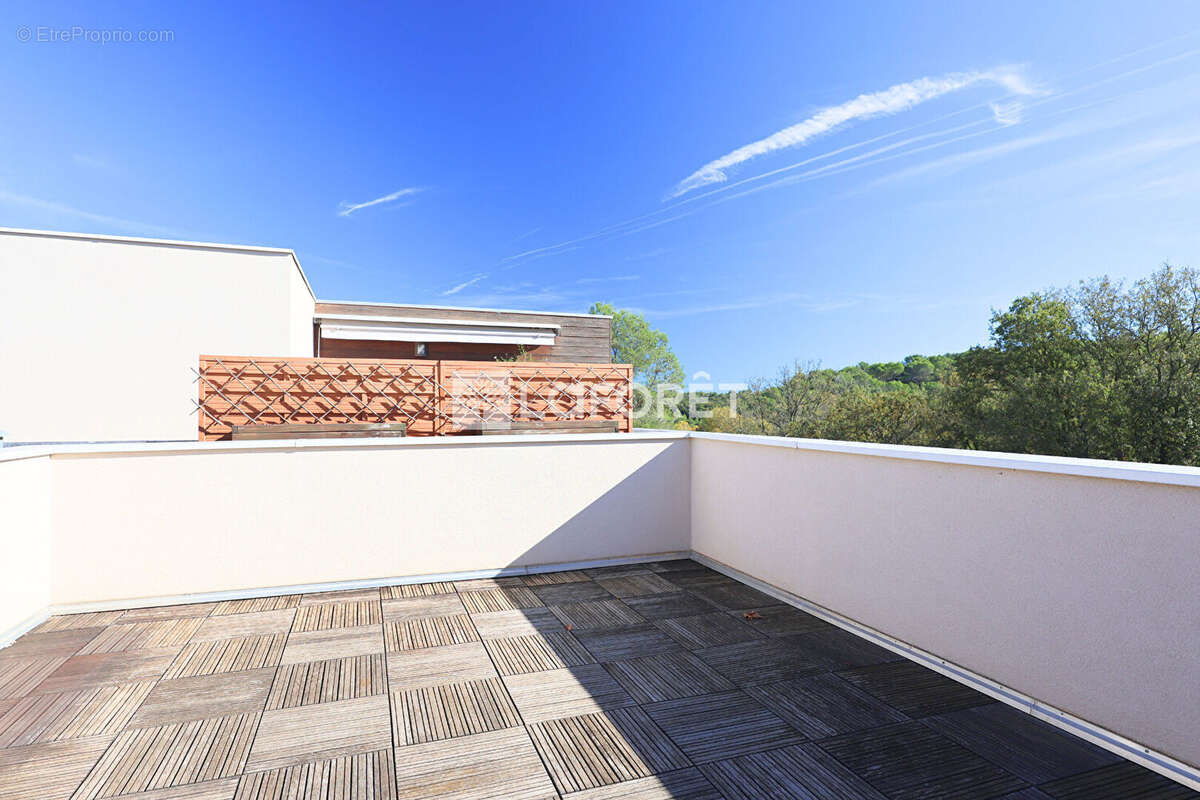 Appartement à VALBONNE