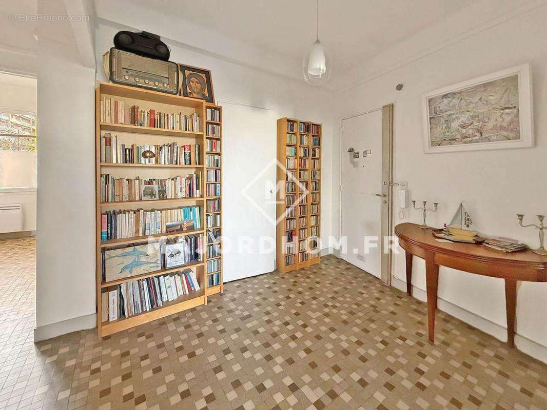 Appartement à MARSEILLE-7E
