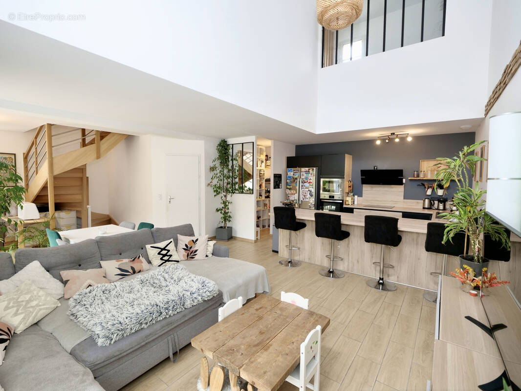 Maison à LE CHATELET-EN-BRIE