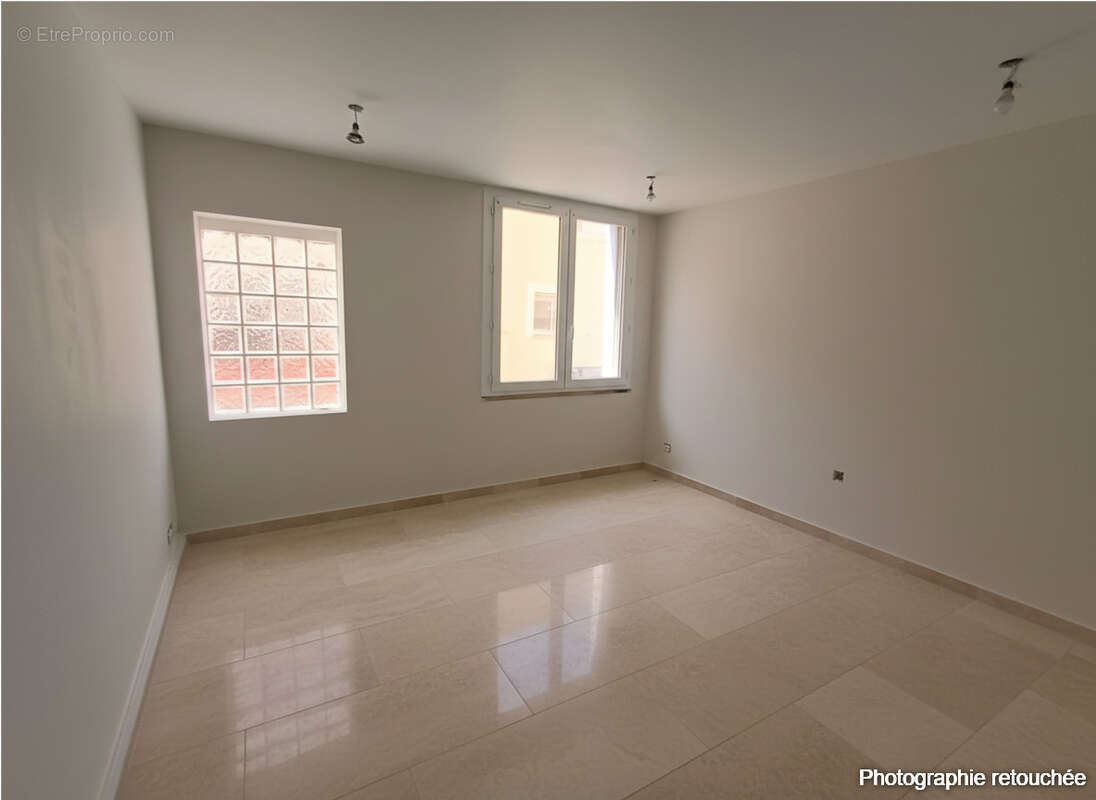 Appartement à CHATEAURENARD