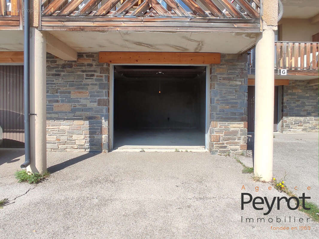 Appartement 38 m² à Les Angles  - photo 6
