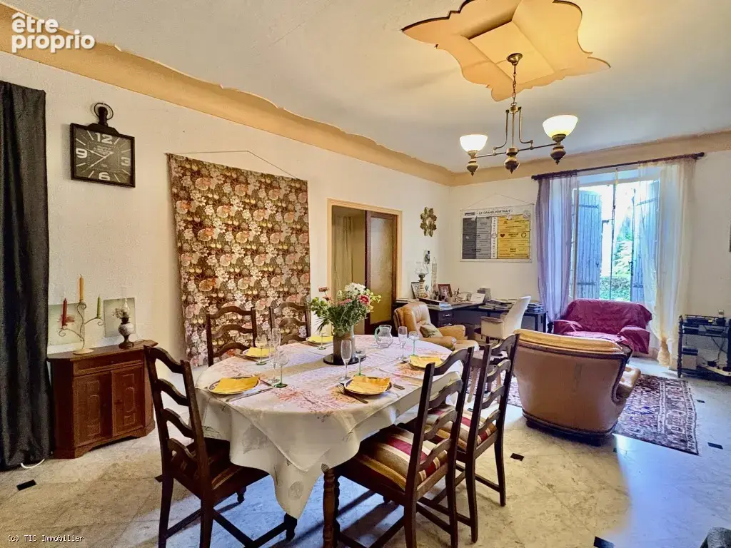 Très Beau Logis avec 6 chambres et Grand Terrain près de Ruffec - photo 8