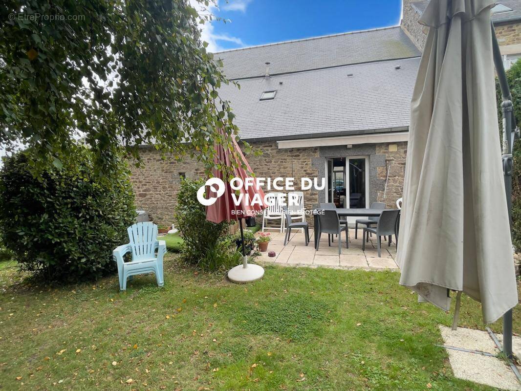 Maison à PLEUDIHEN-SUR-RANCE