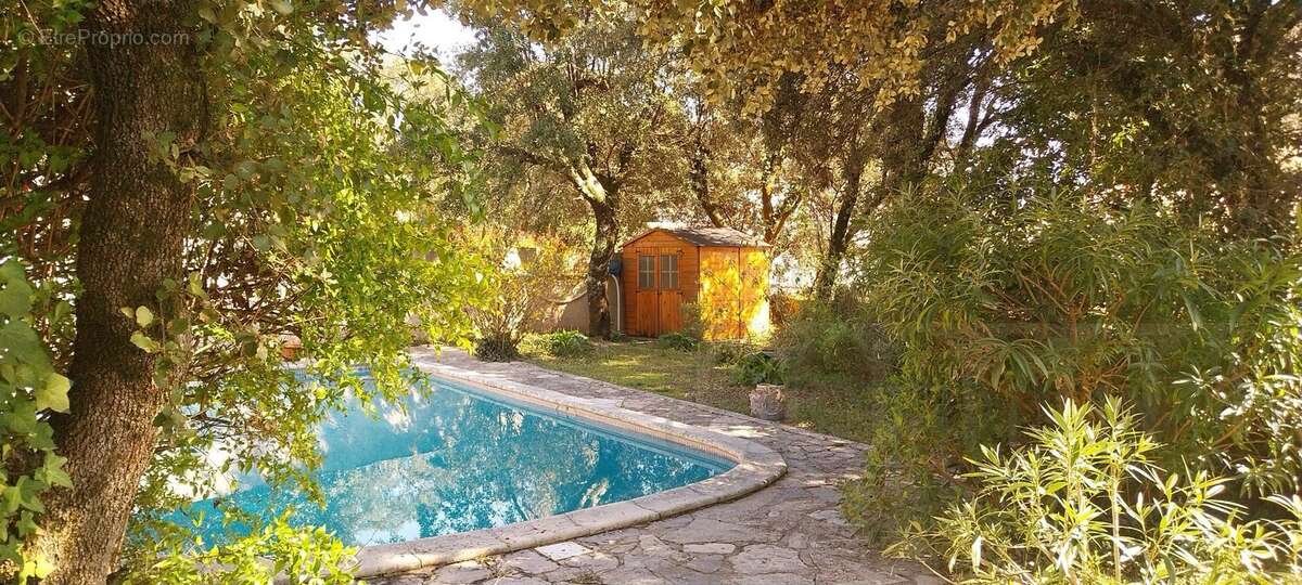 Maison à SUSSARGUES