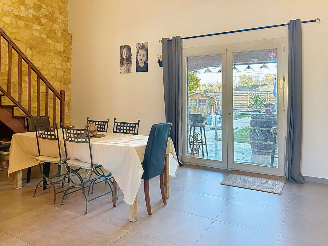 Maison à LES ANGLES