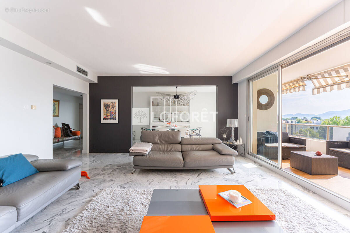 Appartement à MARSEILLE-8E