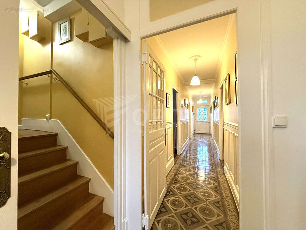 Maison à COSNE-COURS-SUR-LOIRE