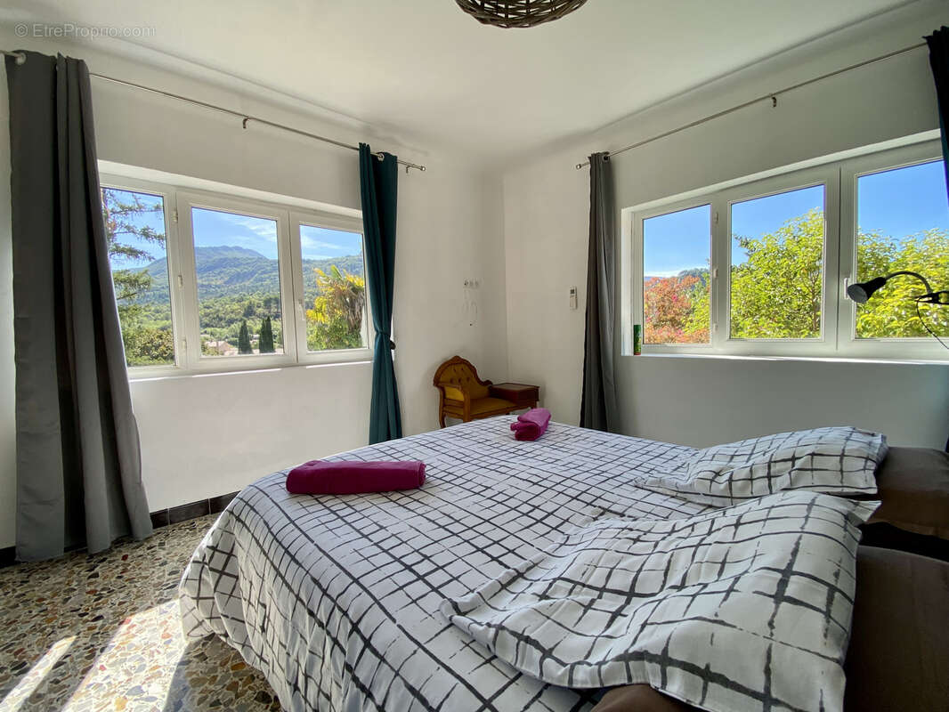 Maison à BUIS-LES-BARONNIES