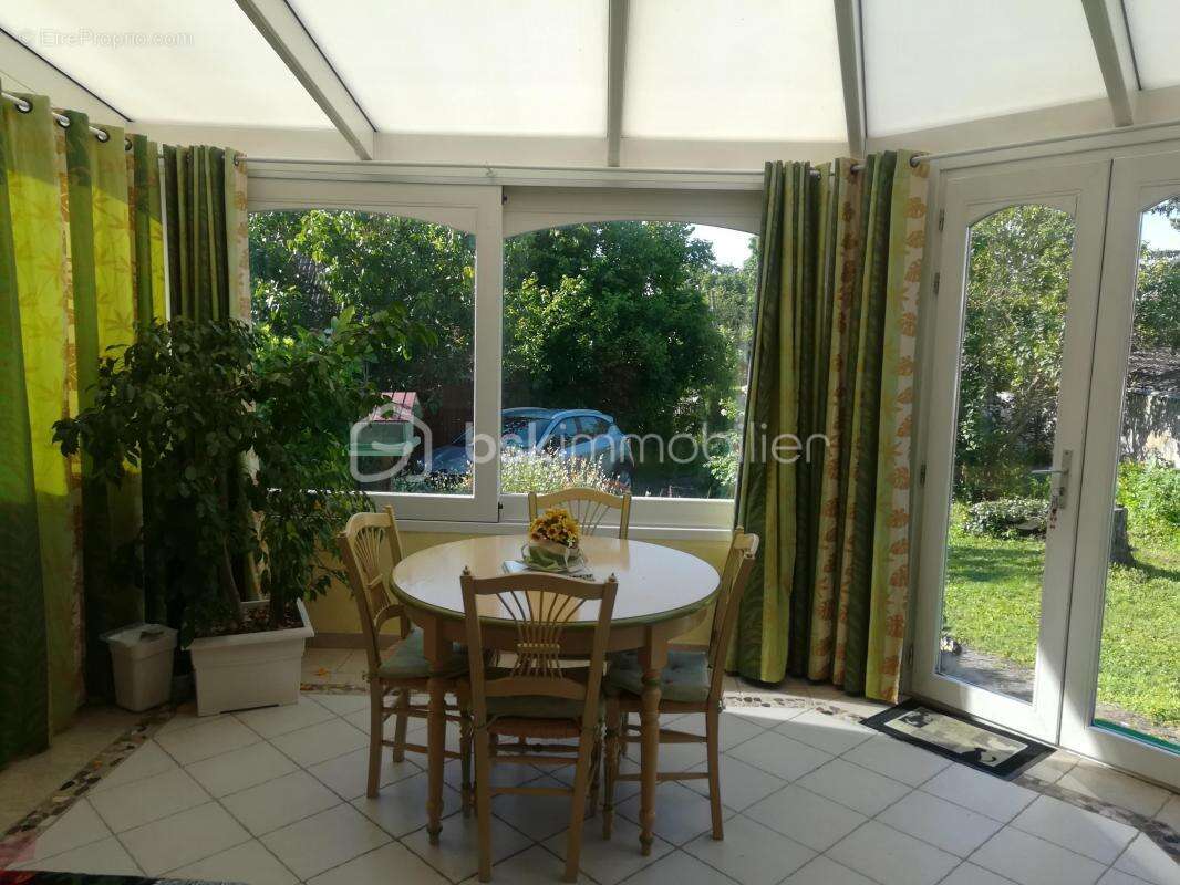 Maison à EVRY-GREGY-SUR-YERRE