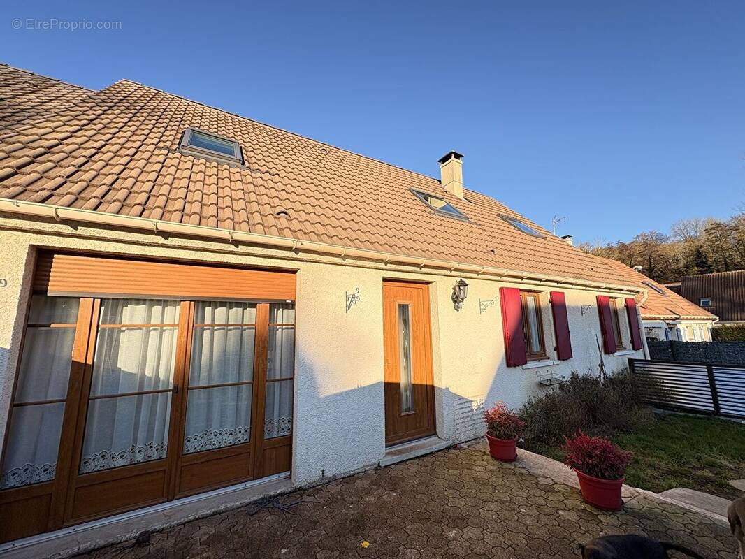 Maison à ESCHES