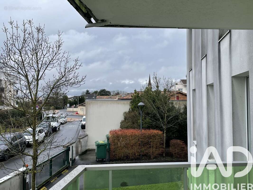 Photo 2 - Appartement à LE HAILLAN