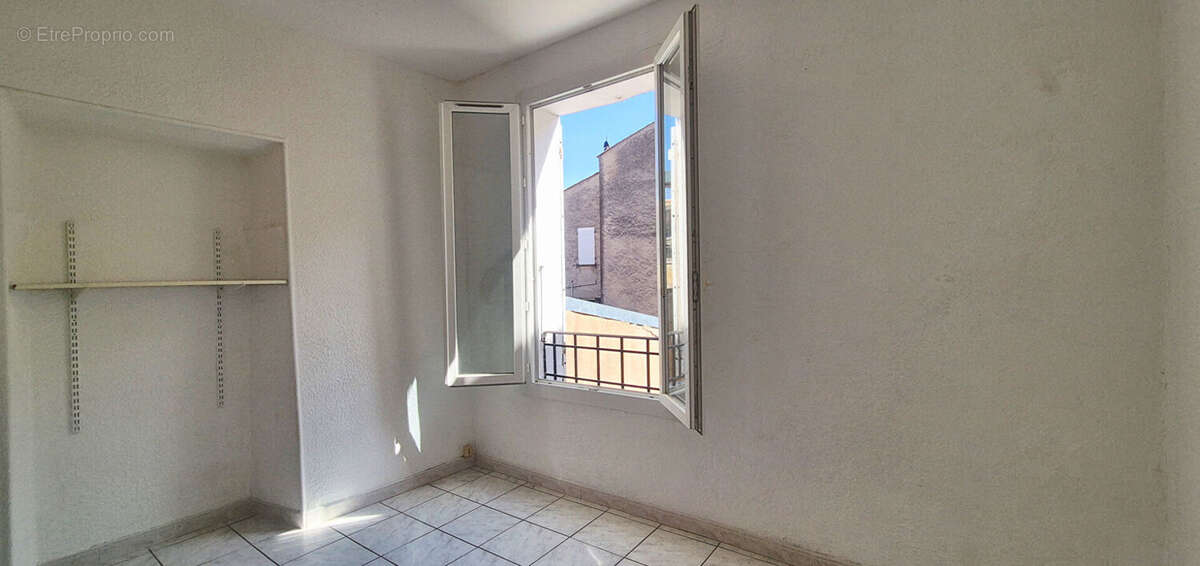 Appartement T2 2ème étage - photo 9