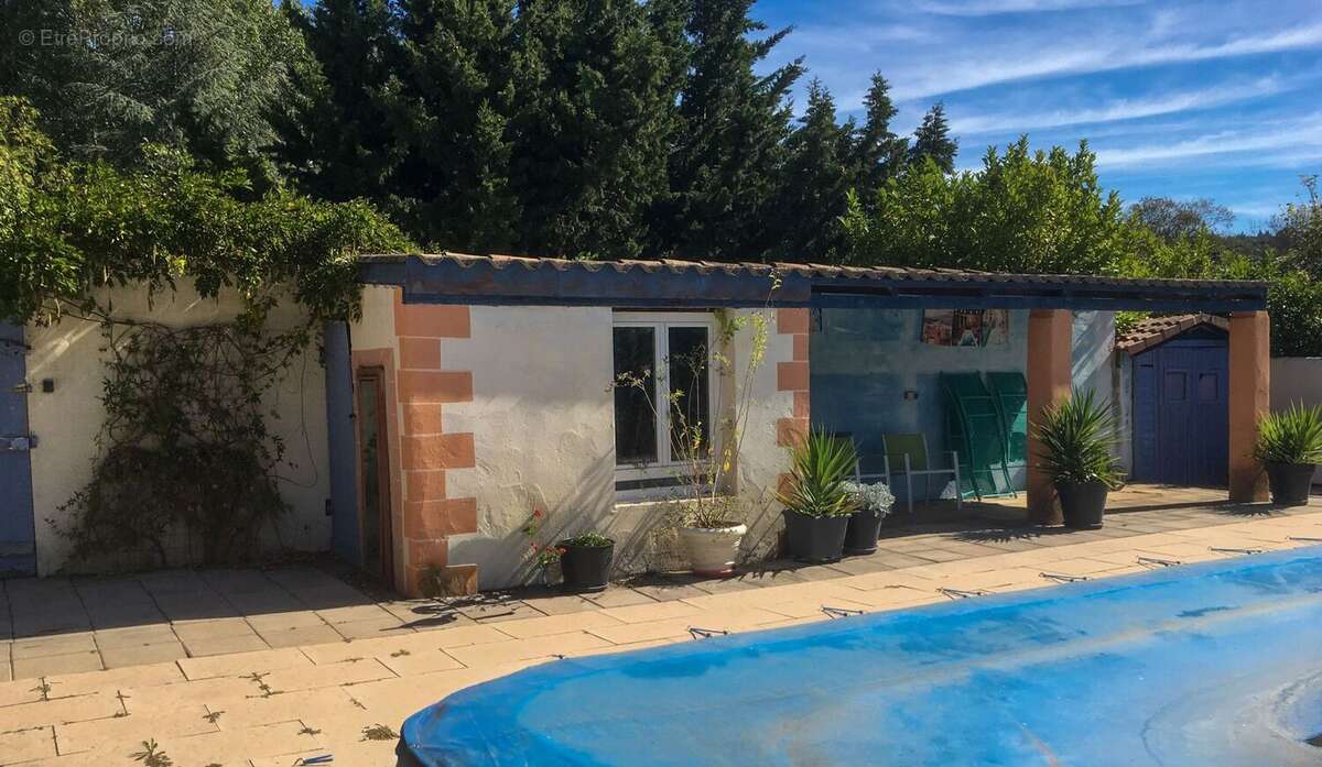 cuisine d&#039;éte - Maison à VILLARZEL-DU-RAZES