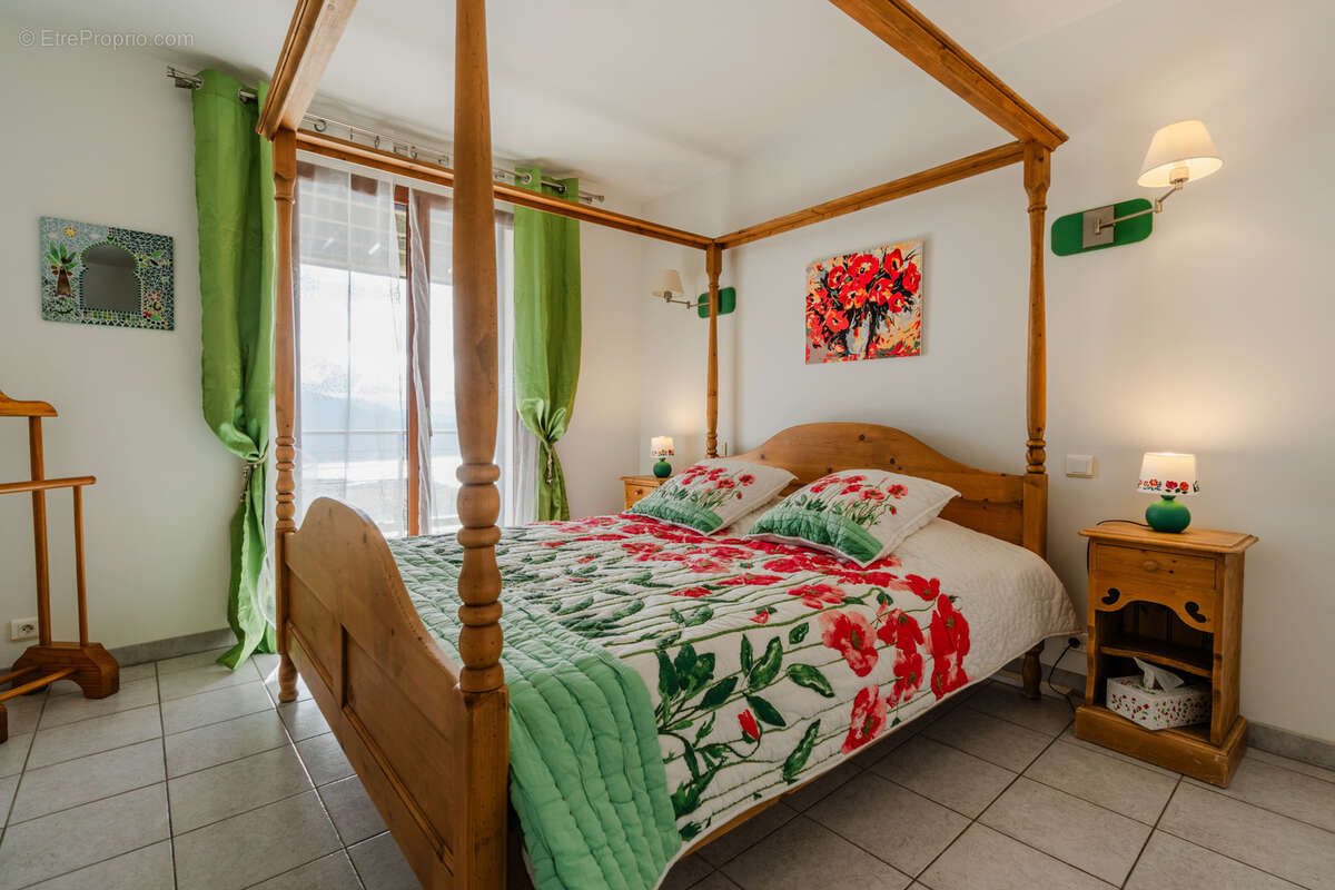 Maison à LES ANGLES