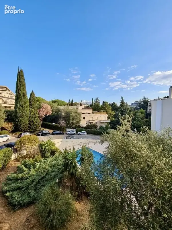Nice Ouest   T3 traversant avec piscine, deux balcons et cave - photo 5
