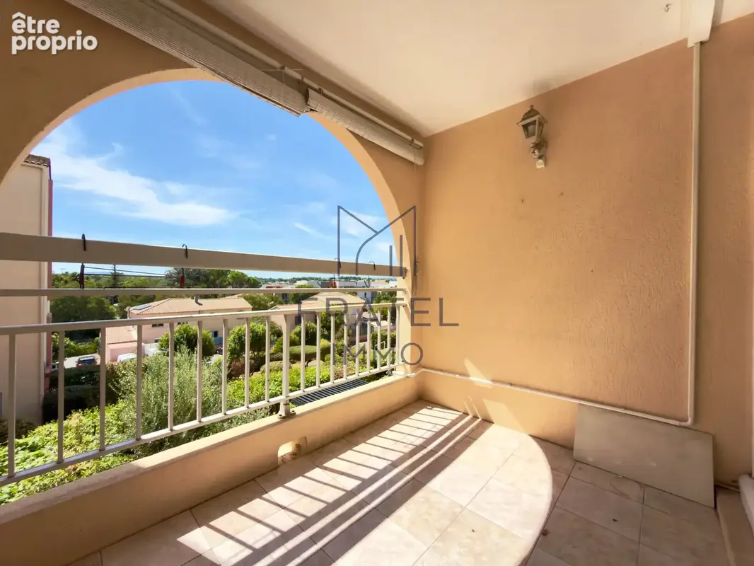 Appartement T4 en duplex avec terrasses - photo 4