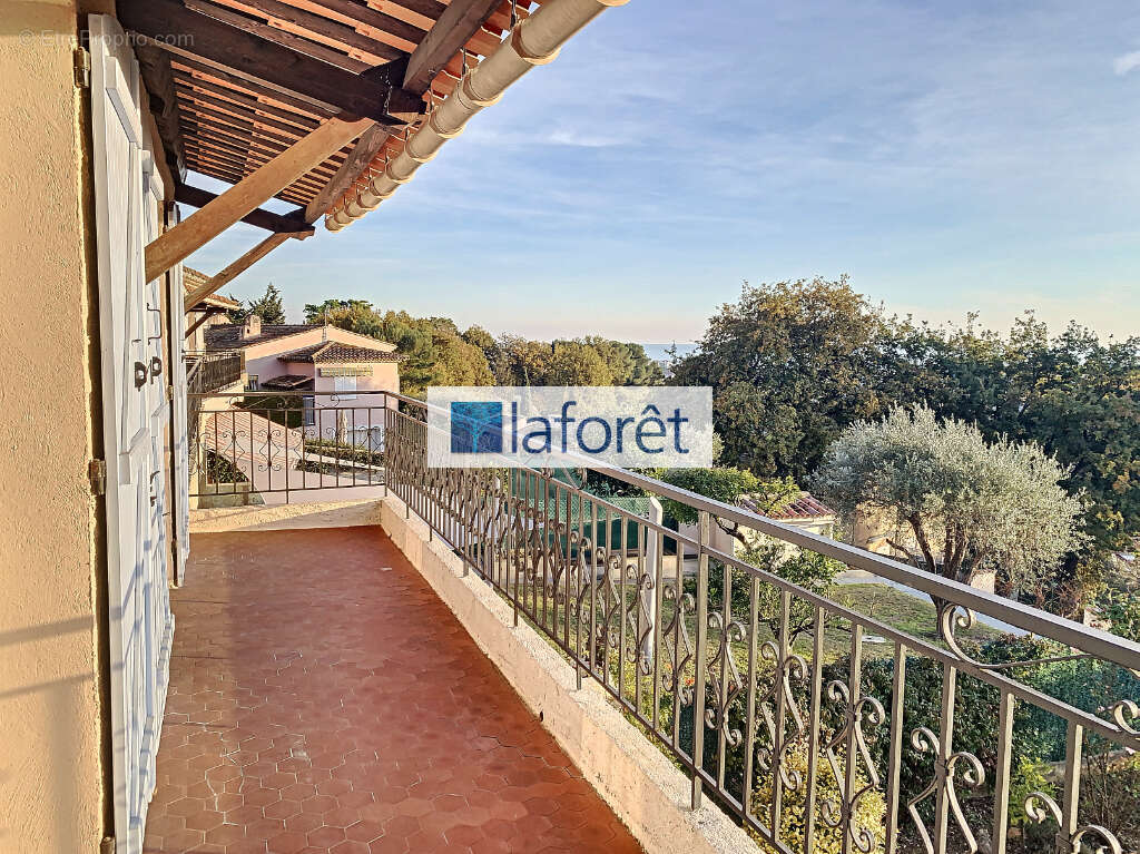 Maison à CAGNES-SUR-MER