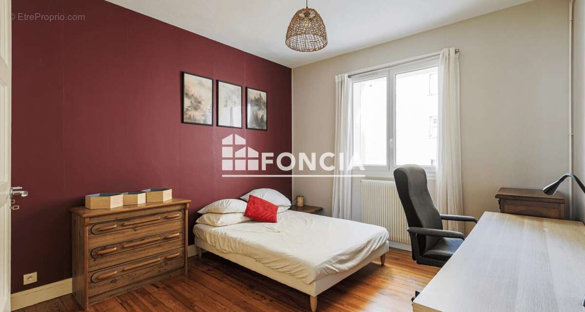 Grenoble mutualiste appartement t4 avec cachet - dpe classe c - photo 13