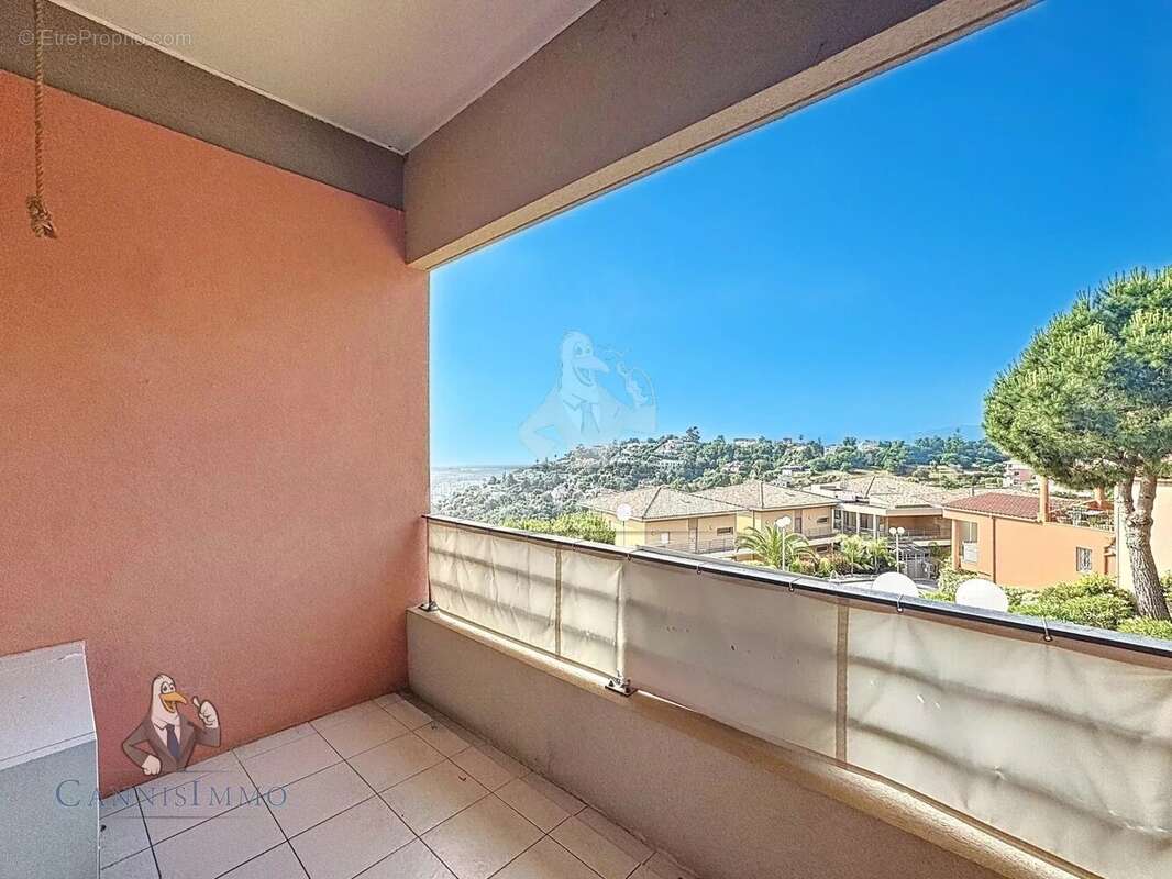 Appartement à MANDELIEU-LA-NAPOULE