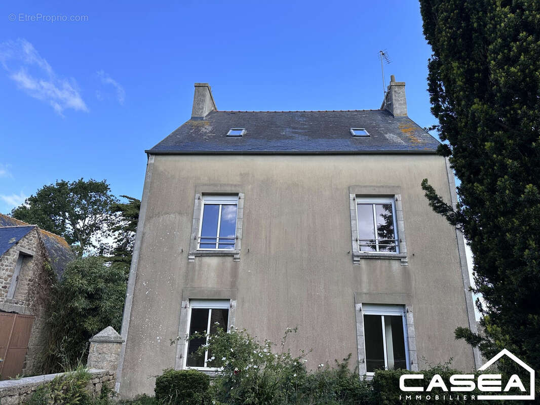 Maison à PLOBANNALEC-LESCONIL