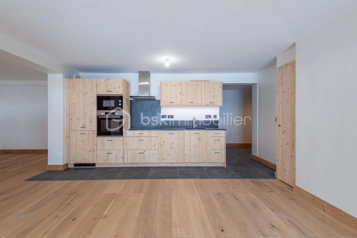 Appartement à SAINT-MARTIN-DE-BELLEVILLE