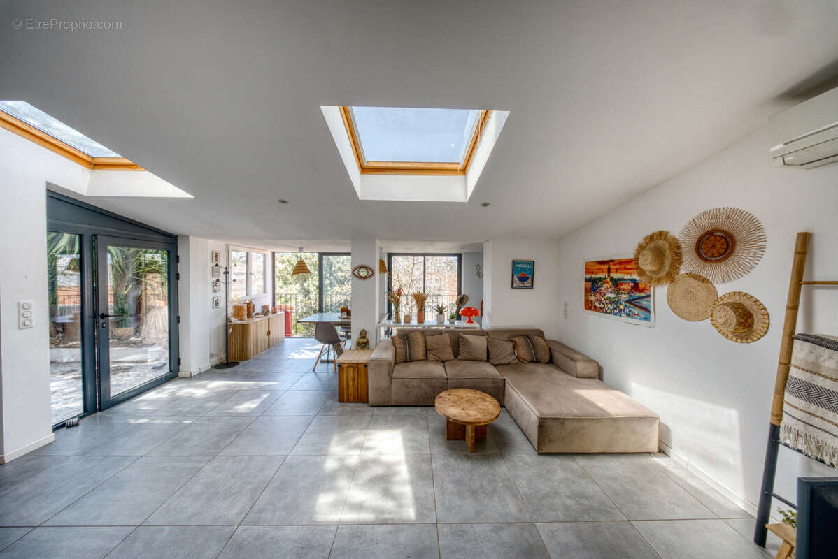 Appartement à MARSEILLE-14E