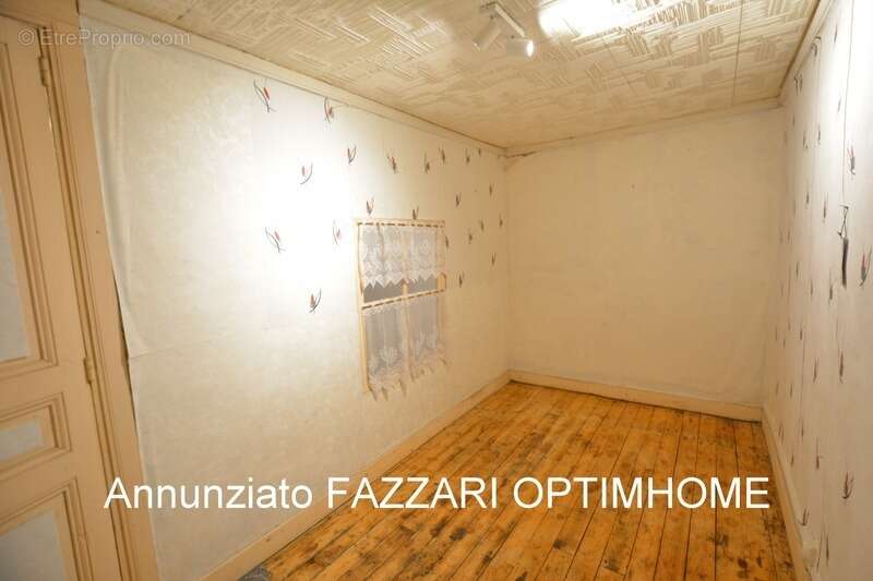 Maison à MONT-DEVANT-SASSEY