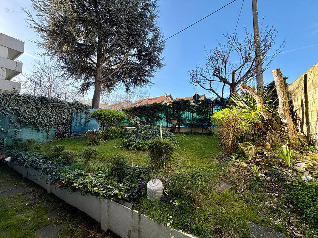 Appartement à COLOMBES