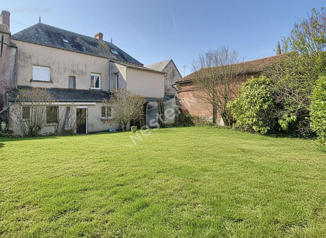 Maison à BEAUPREAU