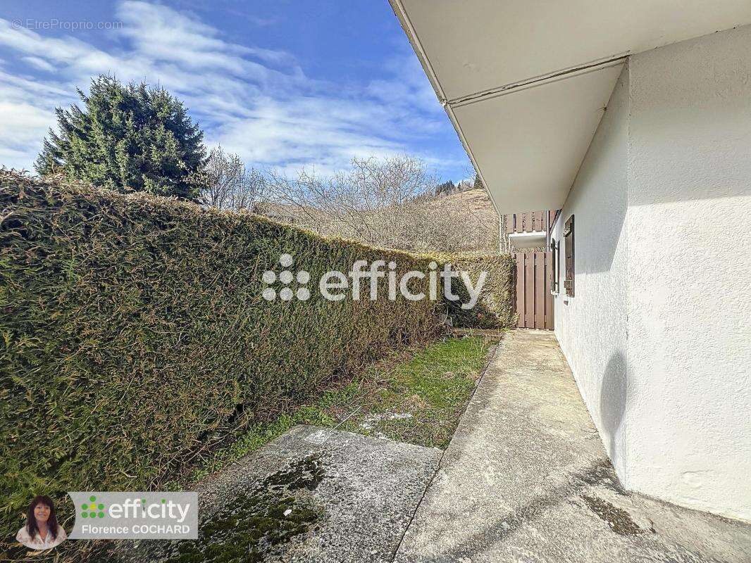 Appartement à HABERE-POCHE