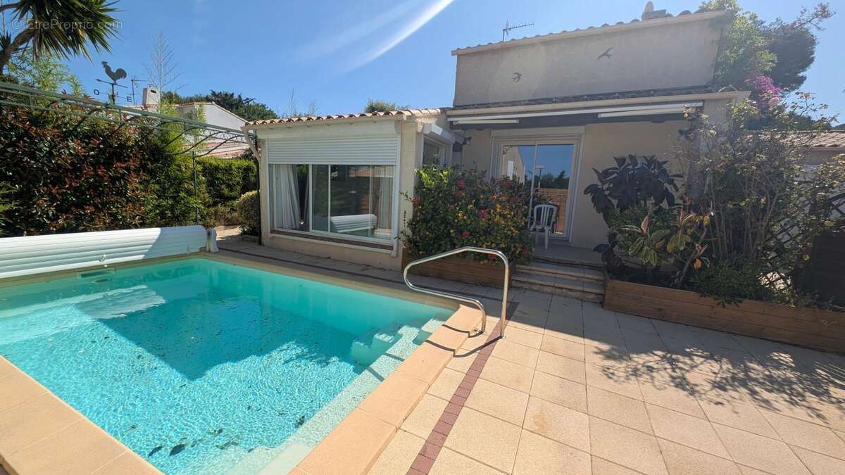 Maison à SIX-FOURS-LES-PLAGES