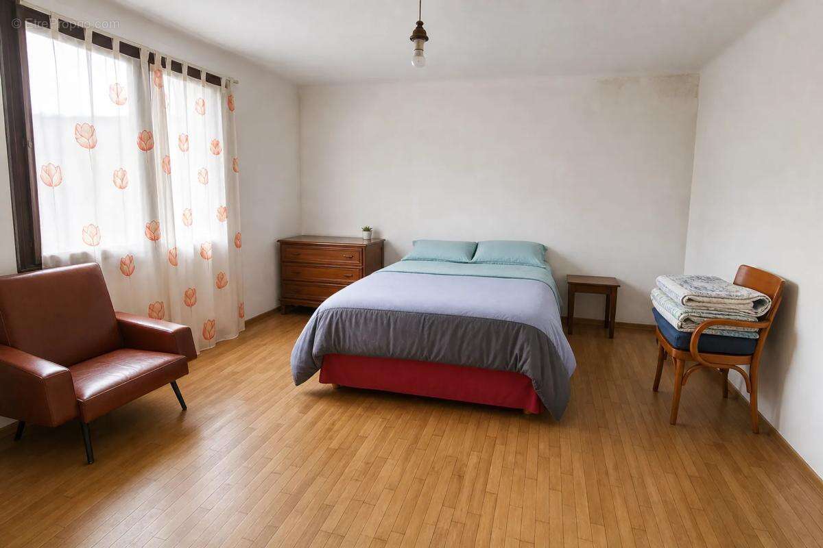 Maison de 5 pièces de 237 m² à Boisse-Penchot - photo 6