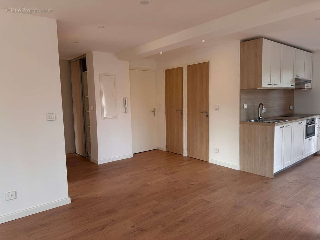 Appartement à SIX-FOURS-LES-PLAGES