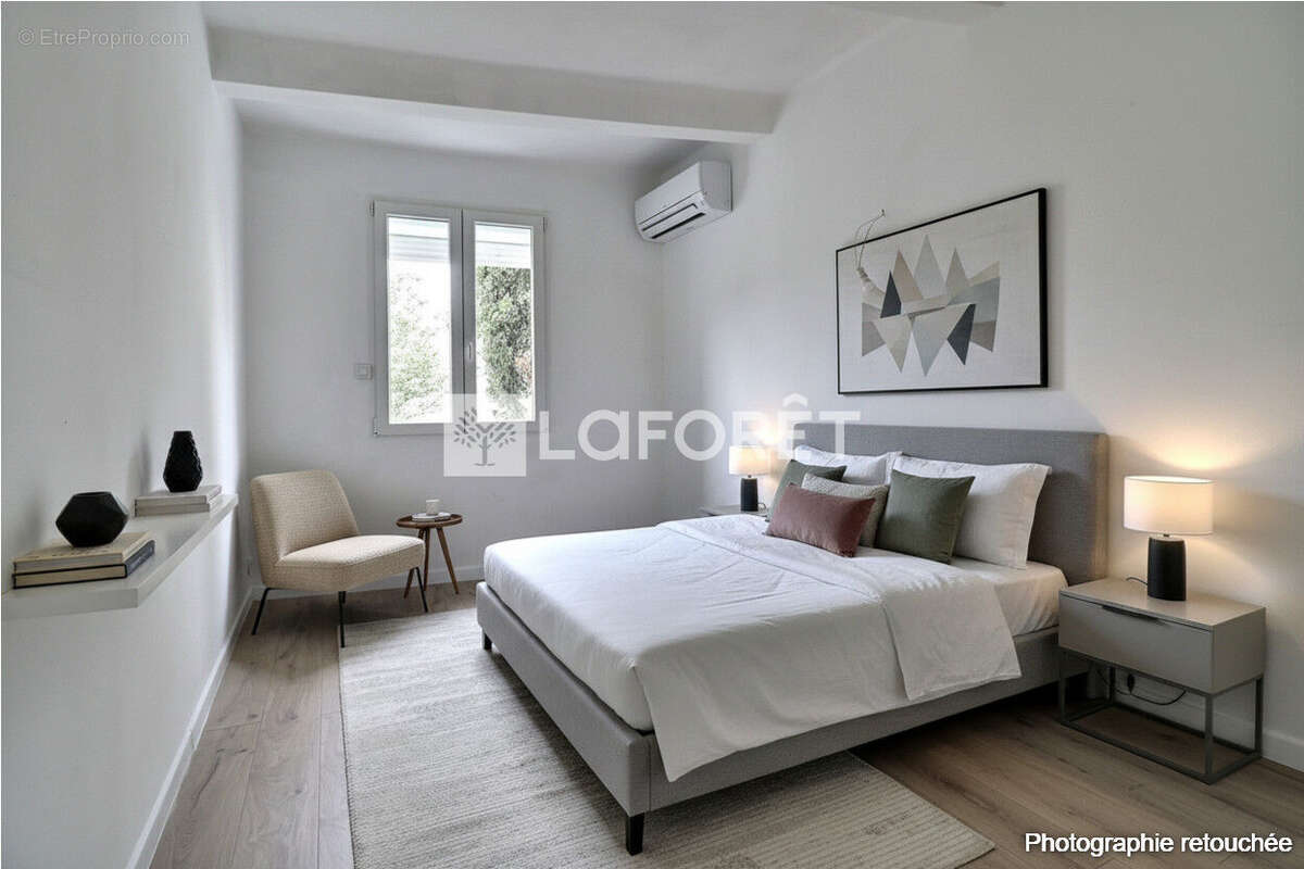 Appartement à CUERS