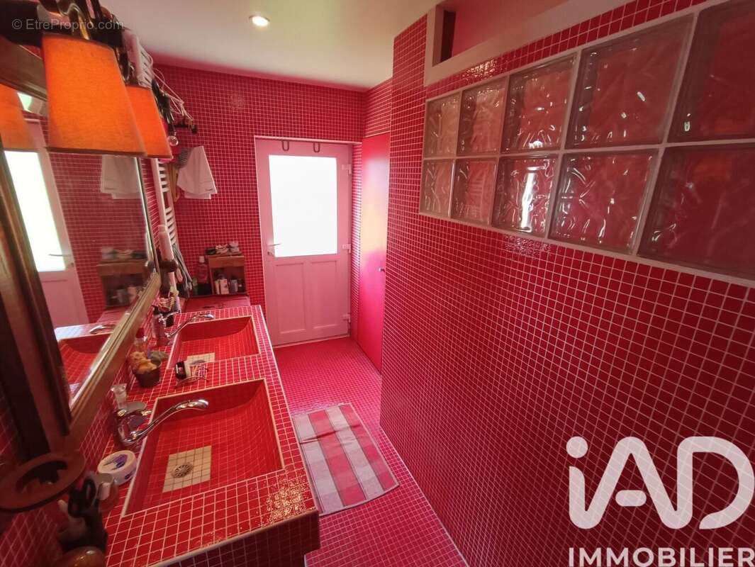 Maison 83 m² à Ferrieres-La-Verrerie  - photo 9