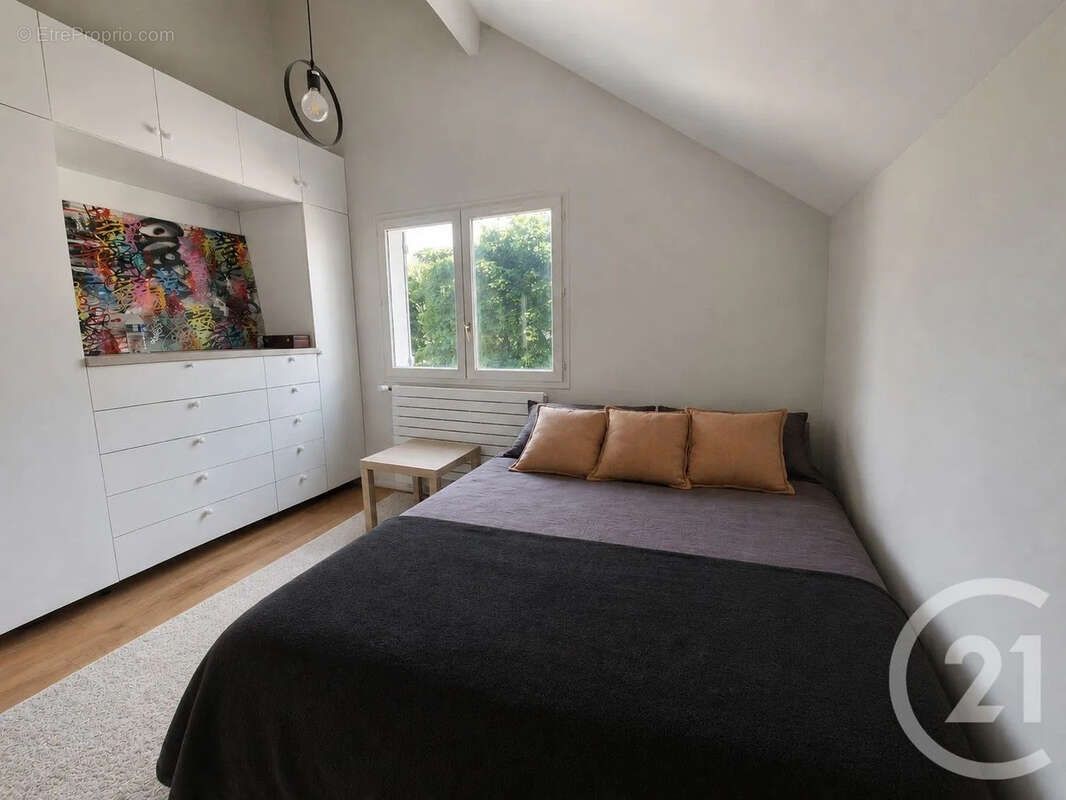Maison 115 m² à Saint-Maur-Des-Fosses  - photo 13