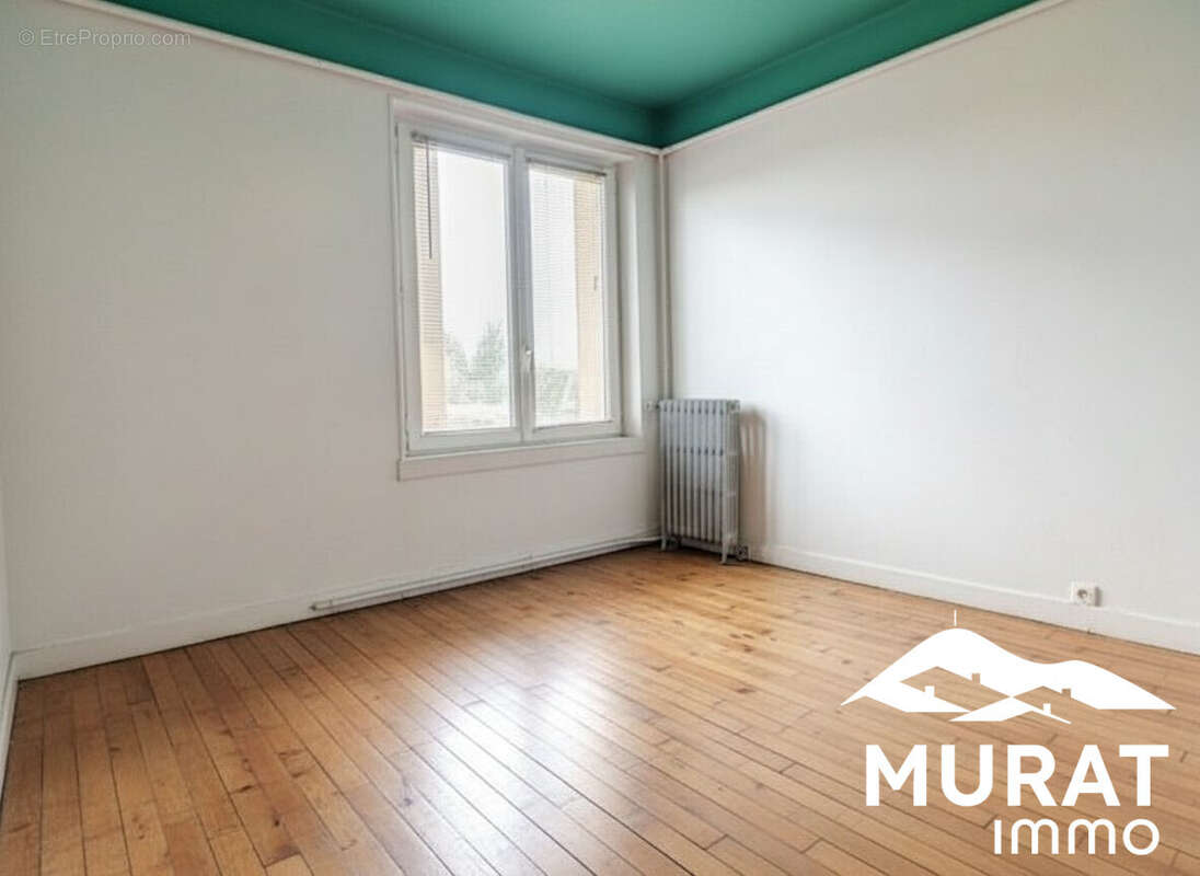 Appartement à SAINT-GEORGES-DE-MONS