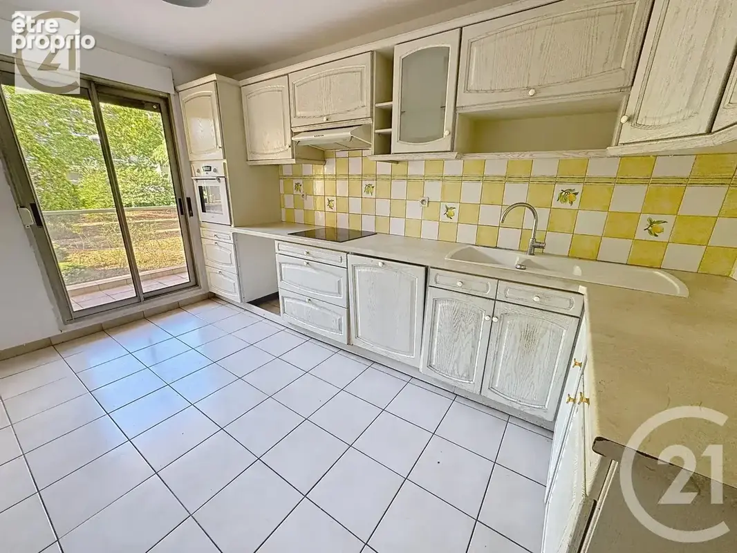 Appartement 83 m² à Lyon-7e  - photo 8