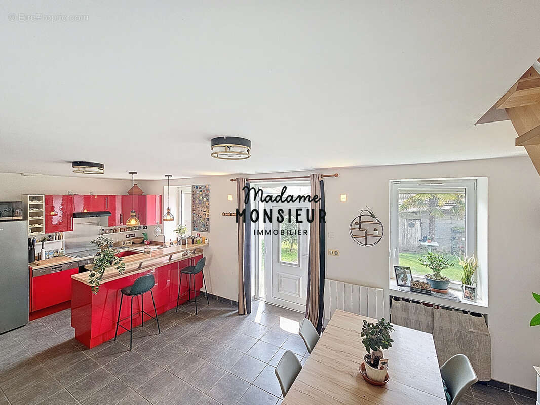 Maison à SAINT-SAVIN