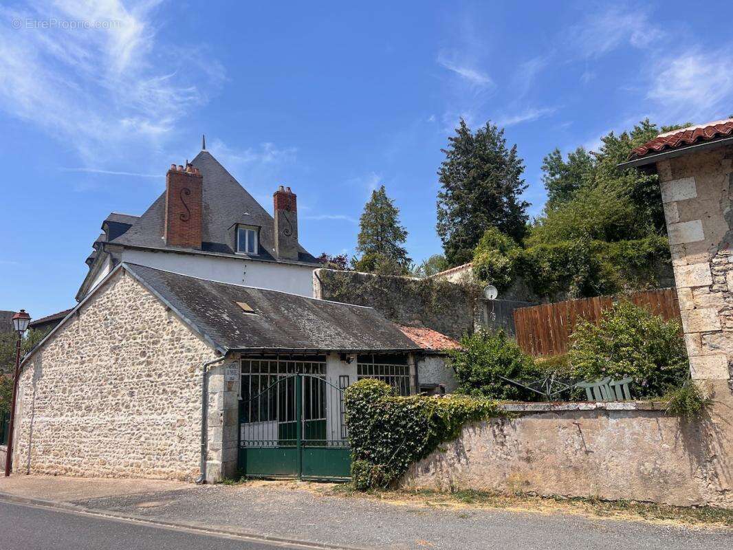 Maison de Maître rénovée de 5 chambres avec piscine et garag - photo 21