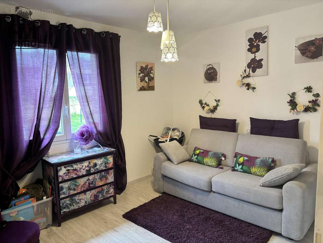 n°6 - Maison à CONDAT-SUR-VIENNE