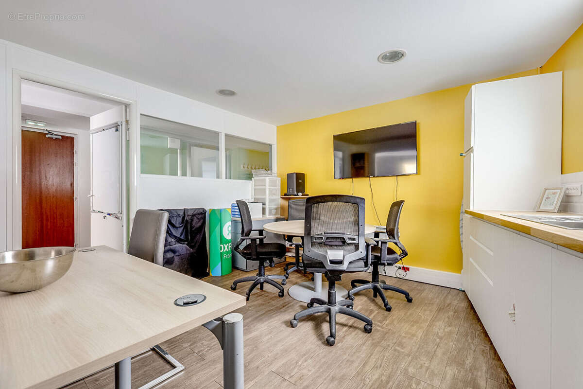 Commerce à PARIS-14E