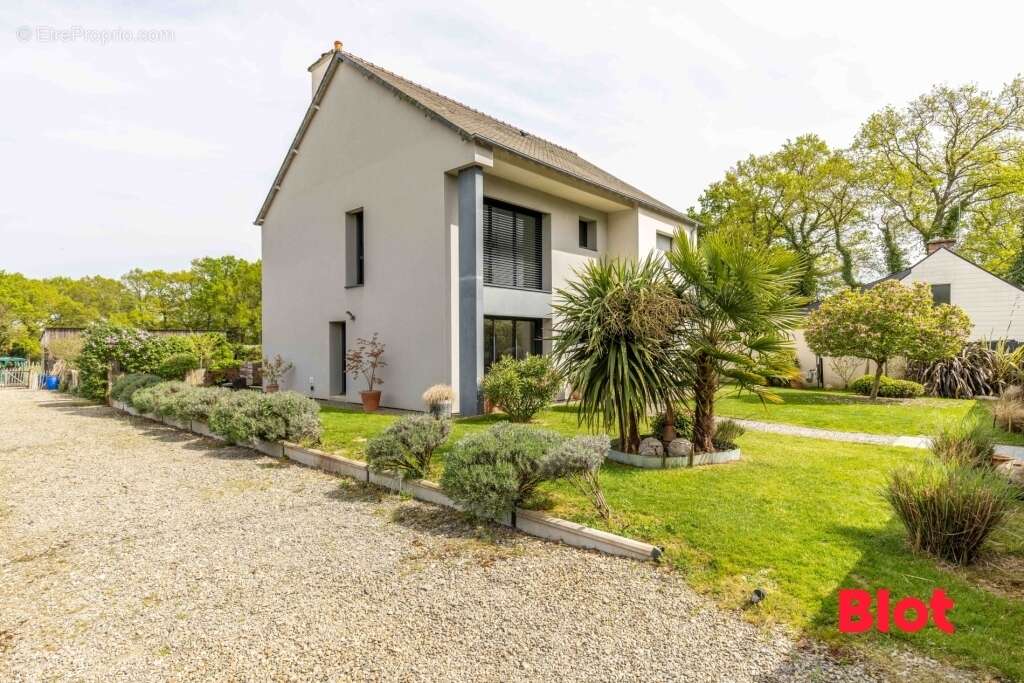 Maison 179 m² à Thorigne-Fouillard  - photo 2