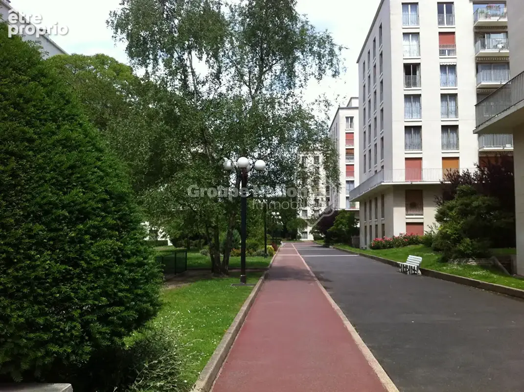Appartement Versailles 2 pièce(s) 43 m2 dernier étage + cave + parking - photo 16