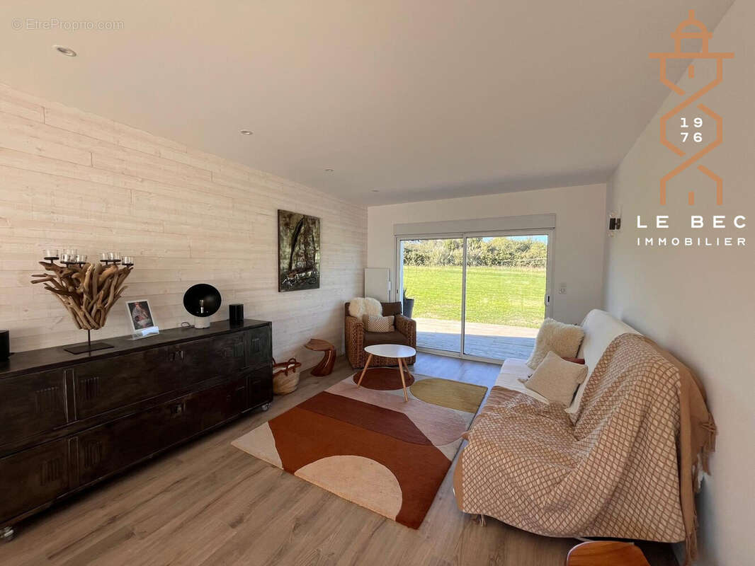 Maison à SAINT-PHILIBERT