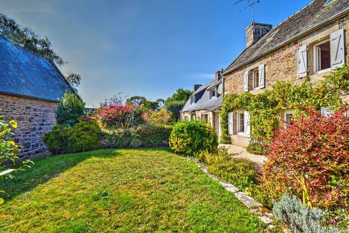 Maison à TREBEURDEN