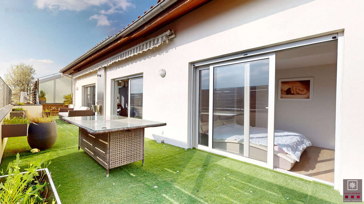 Appartement à LYON-8E